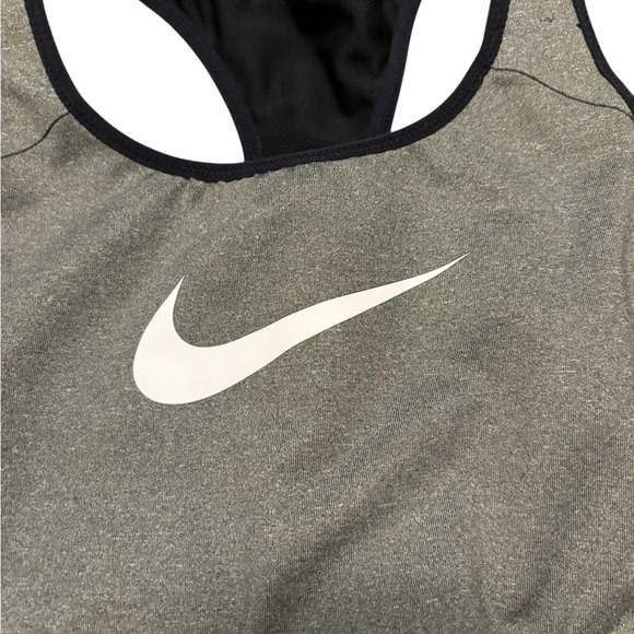 Nike Women's Victory Shape Sports Bra Grey Black- Size Medium - Picture 2 of 5